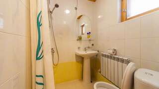 Гостевой дом Самая Ладога Приозерск Номер-студия с двуспальной кроватью-10